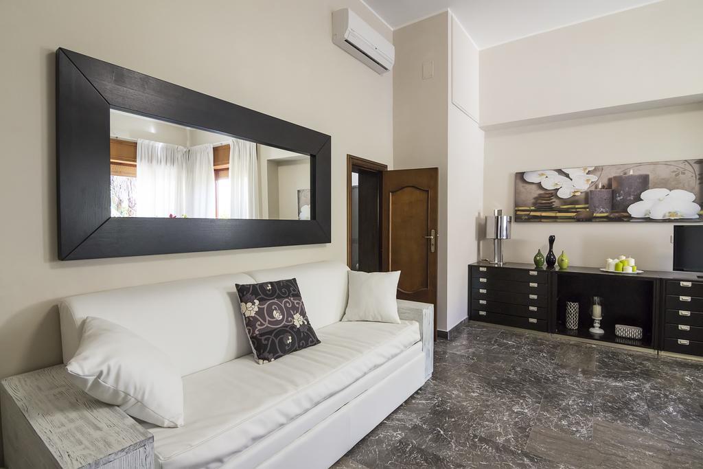 Villa Lazzari B&B Tra I Due Mari Maglie Luaran gambar
